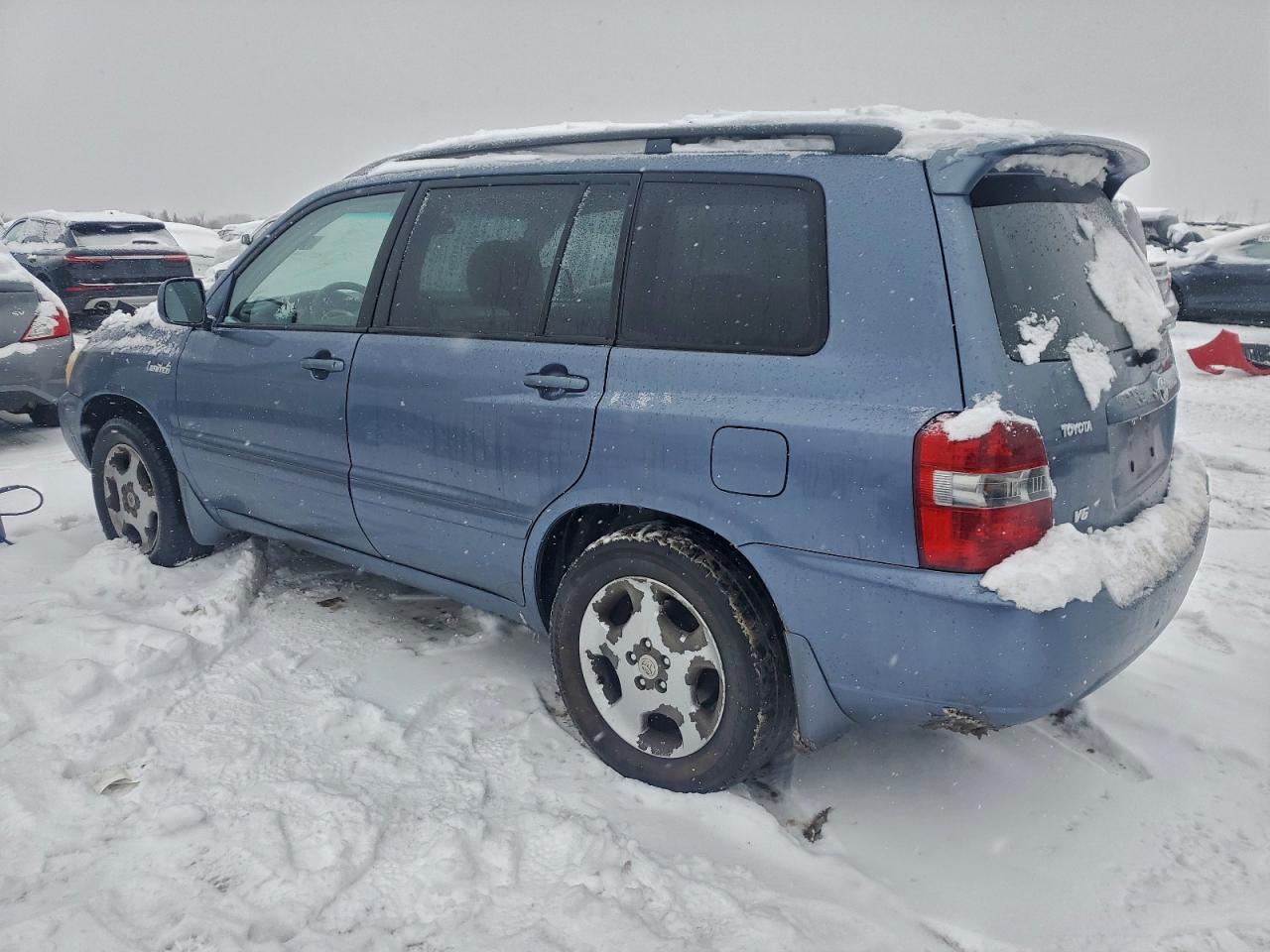 Toyota Highlander Base Image 5