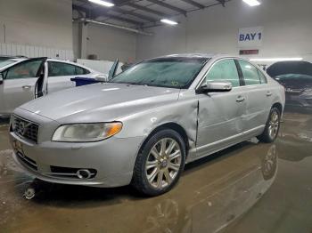  Salvage Volvo S80
