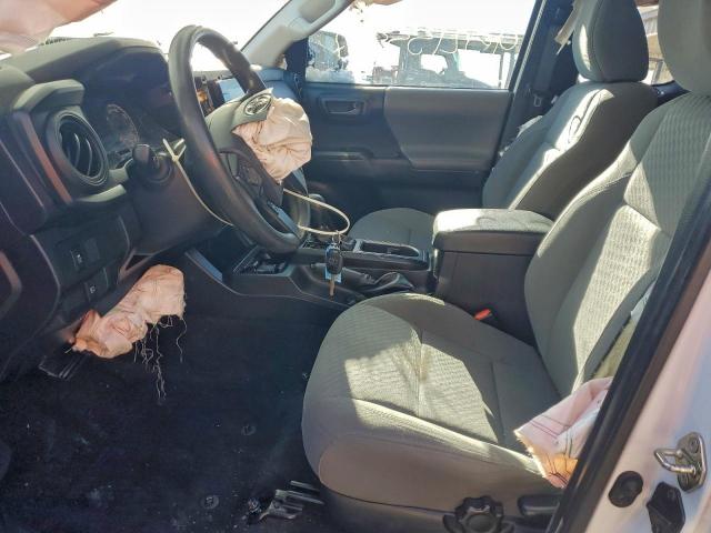 Toyota Tacoma Access Cab Image 5