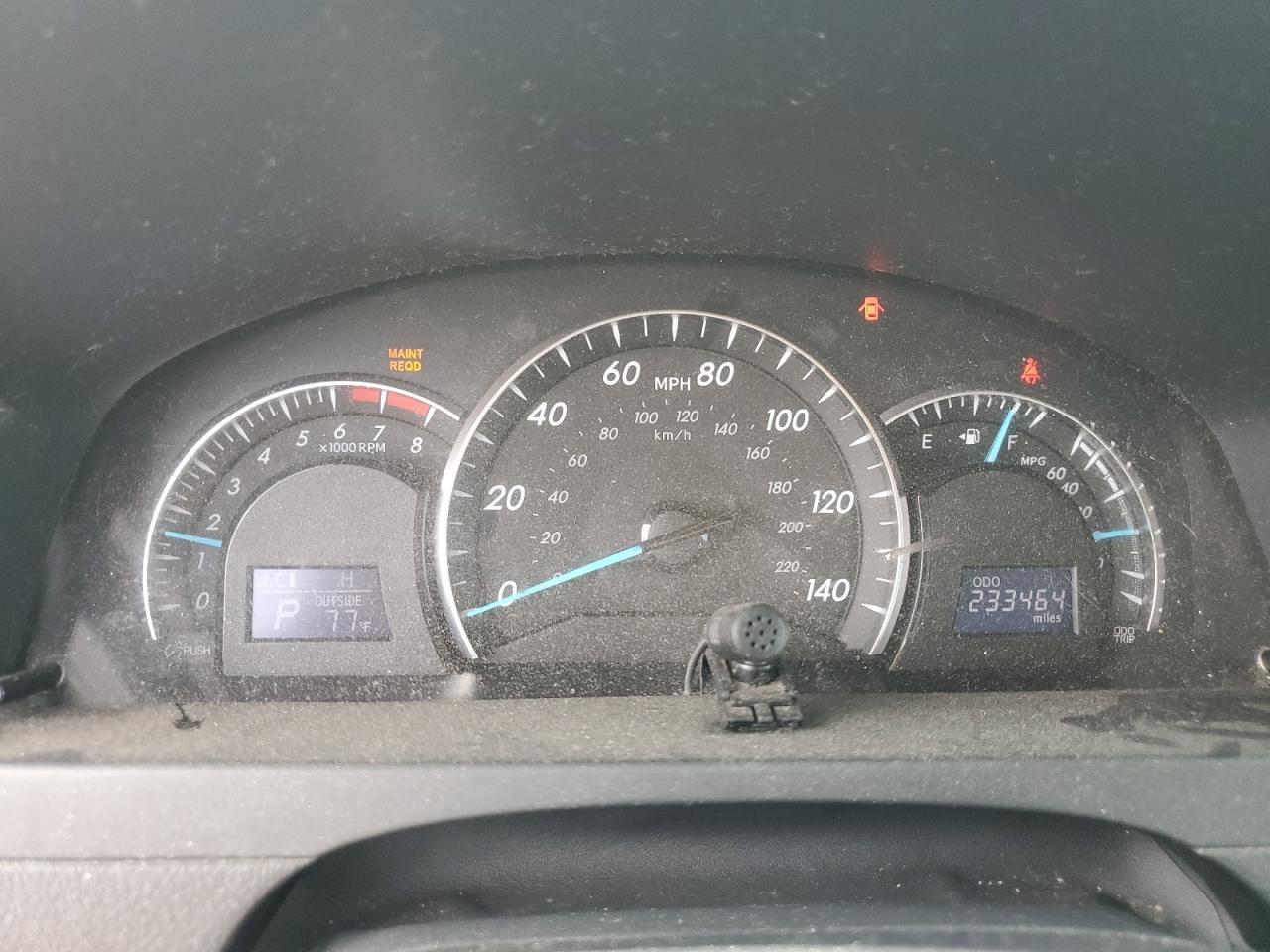 Toyota Camry L Image 6