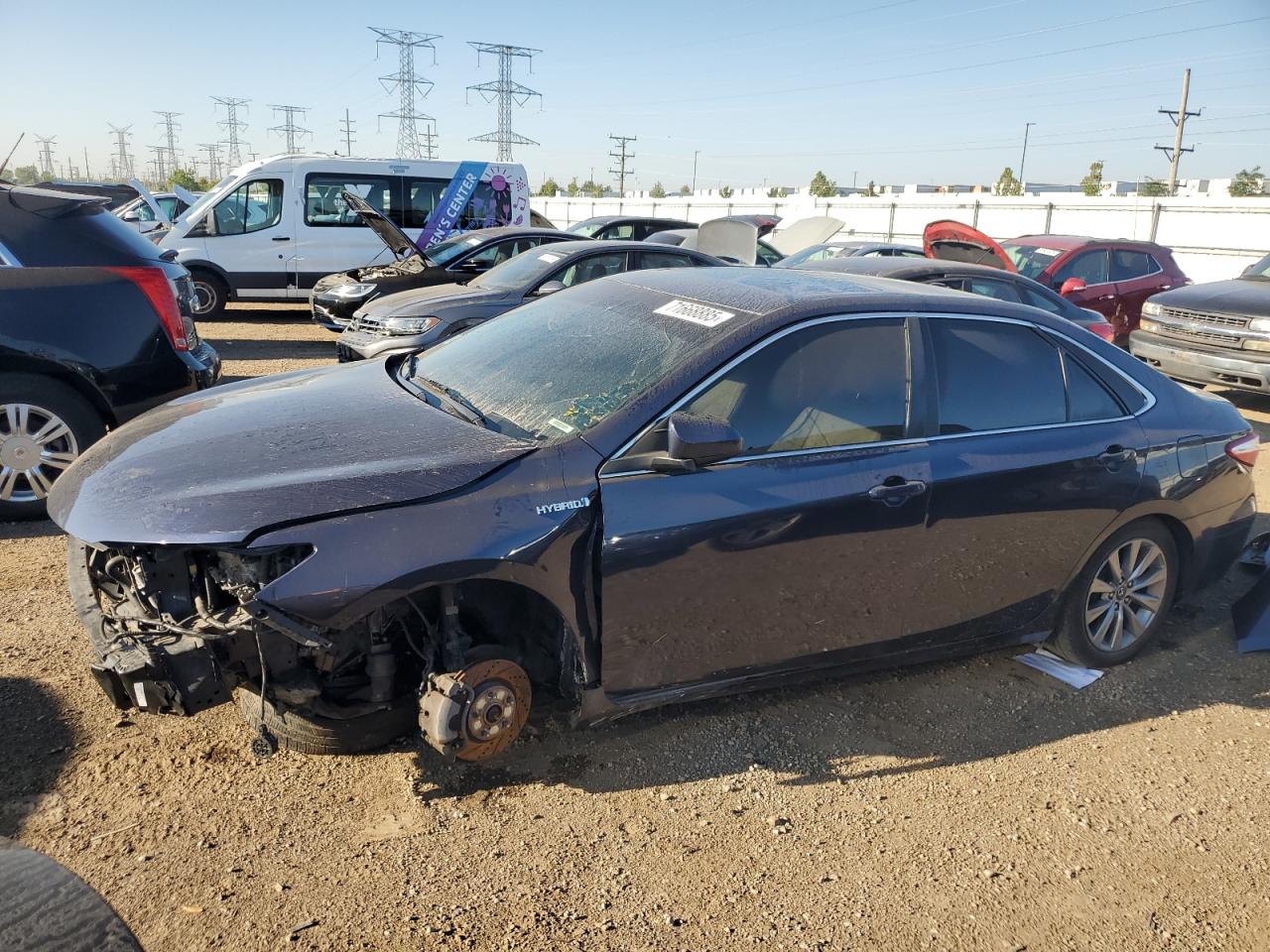 Toyota Camry Hybrid Image 1