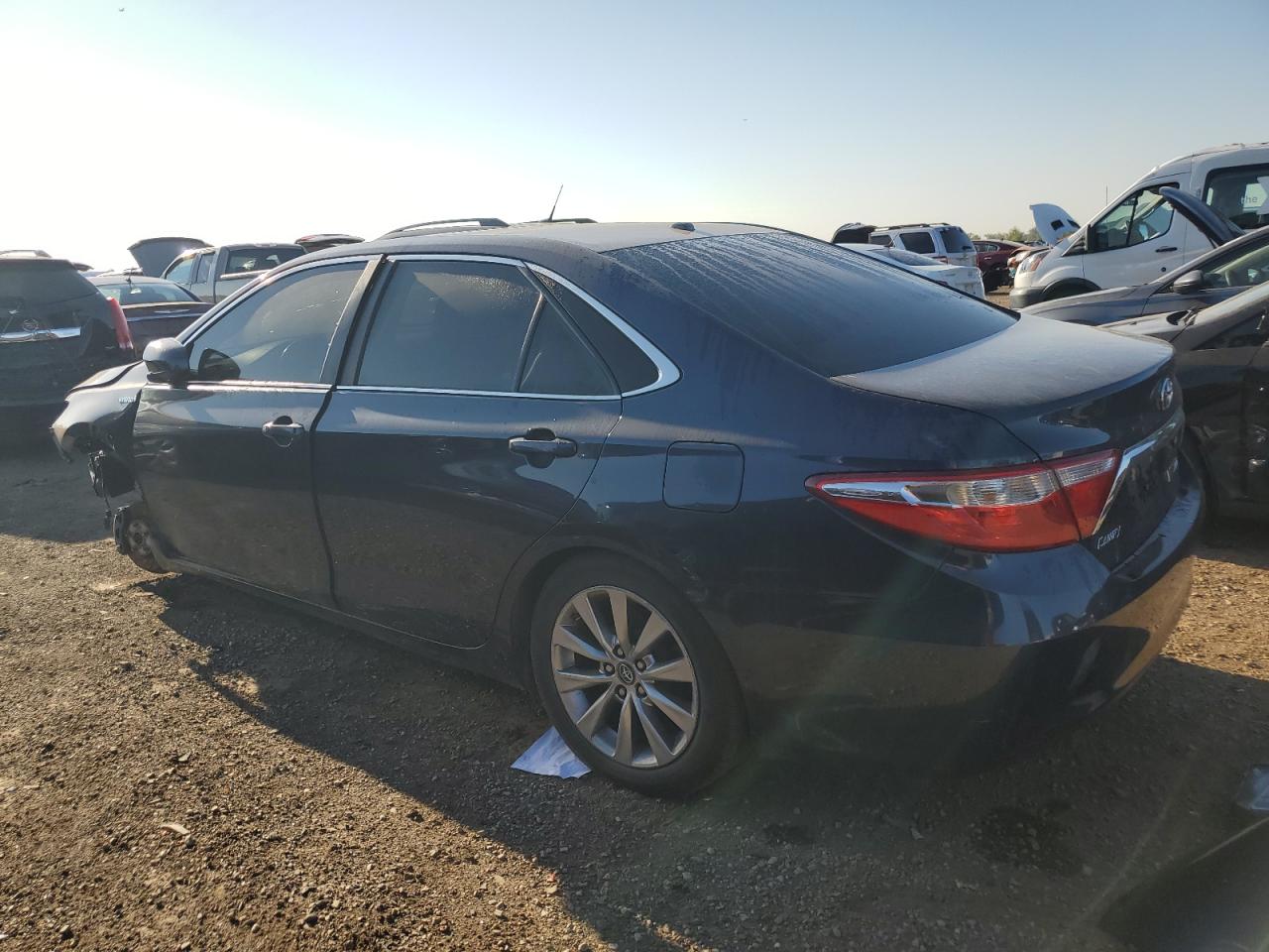 Toyota Camry Hybrid Image 5