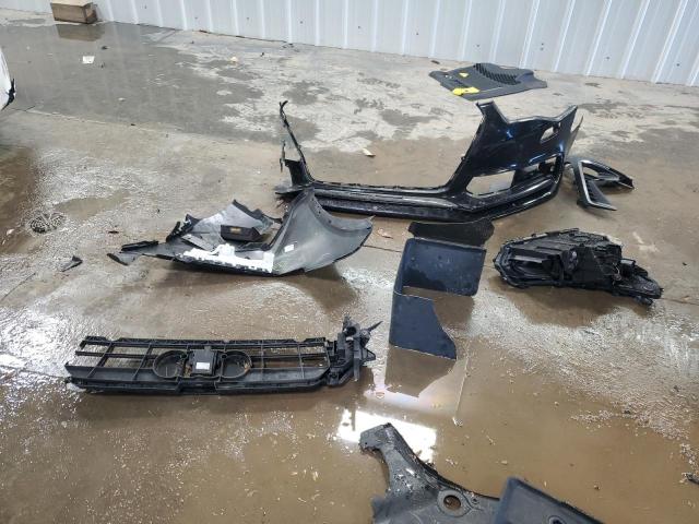 Lexus NX 300h Base Image 2