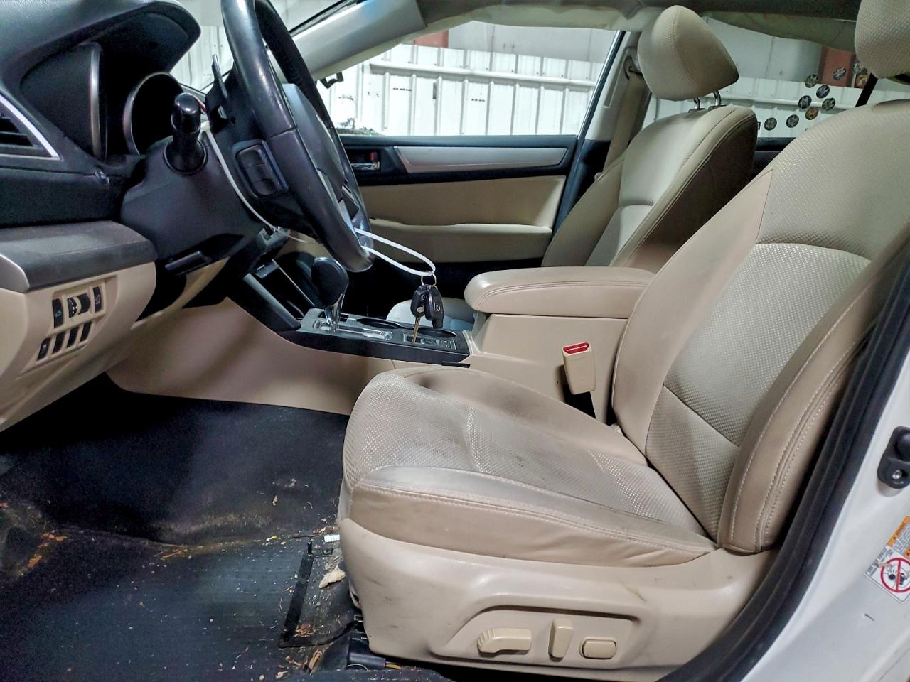 Subaru Outback 2.5i Premium Image 9