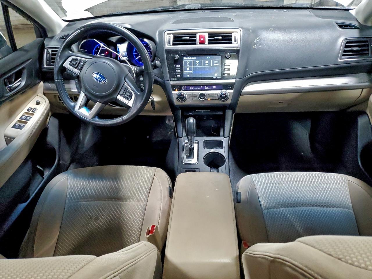 Subaru Outback 2.5i Premium Image 10