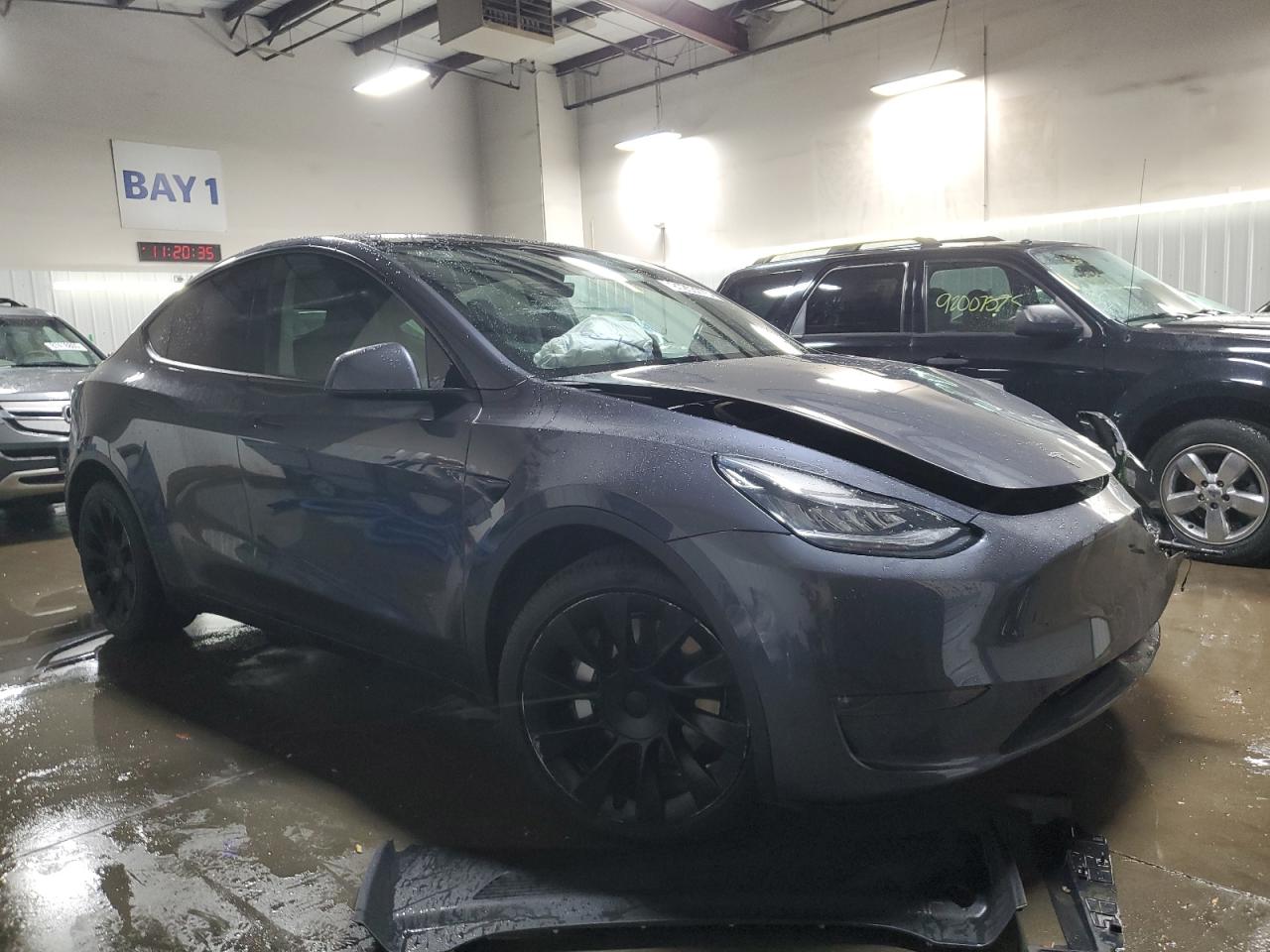 Tesla Model Y Image 4