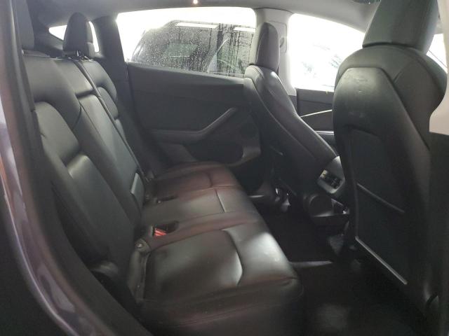 Tesla Model Y Image 12