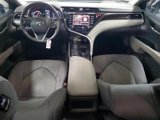 Toyota Camry Le Image 2