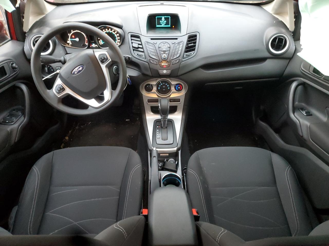 Ford Fiesta Se Image 8