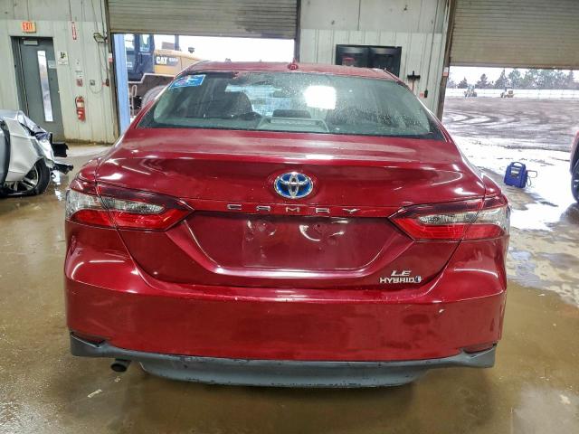 Toyota Camry Le Image 3