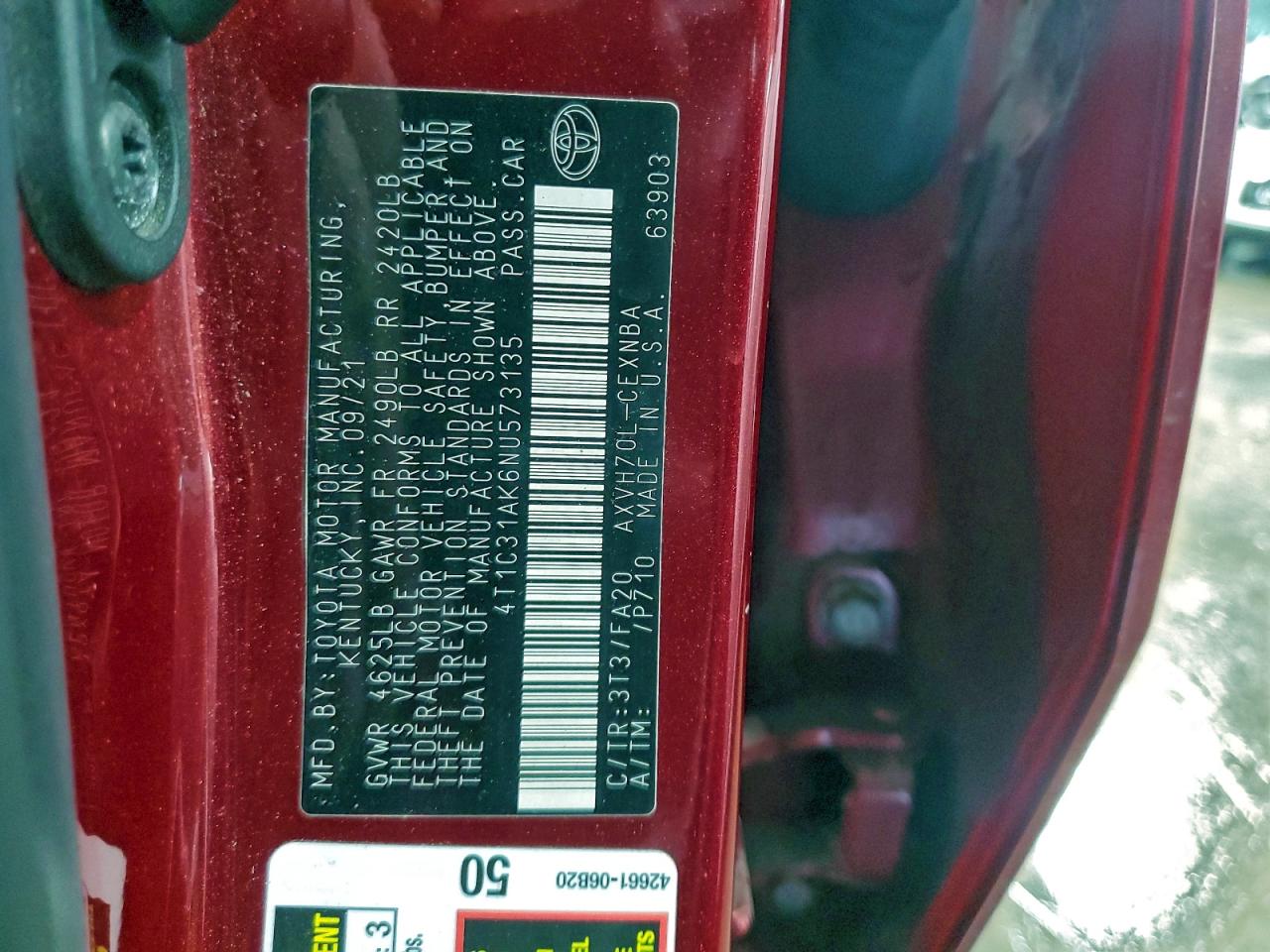 Toyota Camry Le Image 9