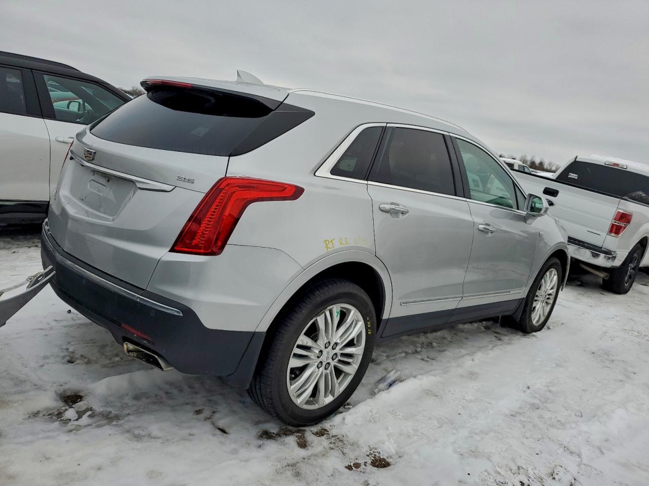Cadillac XT5 Premium Luxury Image 3