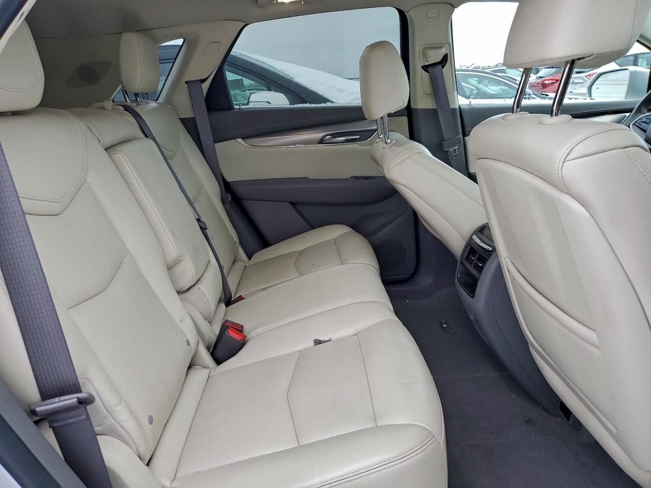 Cadillac XT5 Premium Luxury Image 10