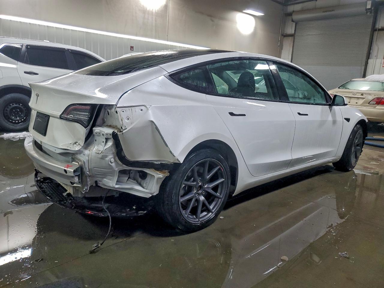 Tesla Model 3 Image 2