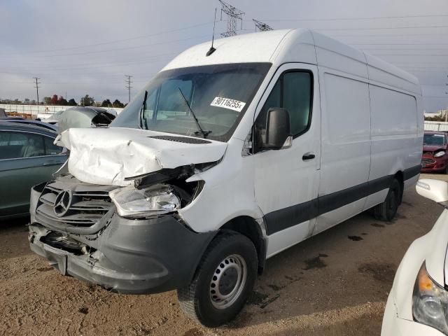  Salvage Mercedes-Benz Sprinter