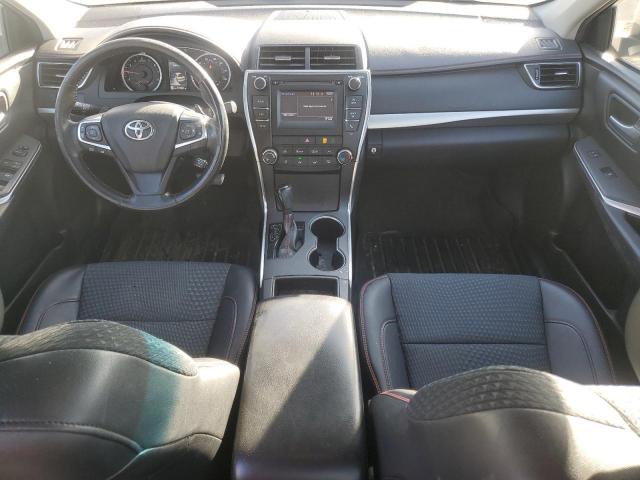 Toyota Camry Le Image 8