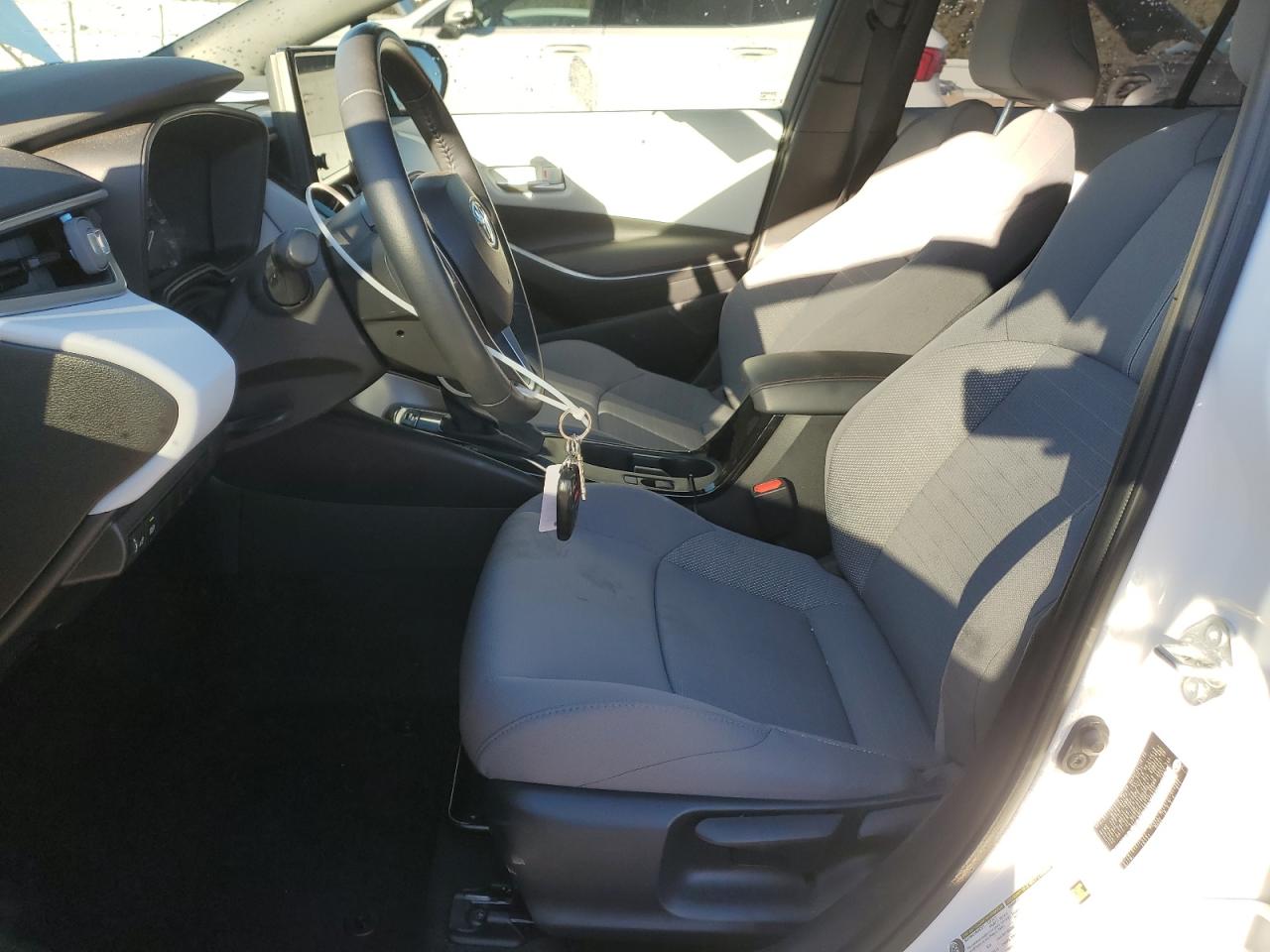 Toyota Corolla Se Image 9