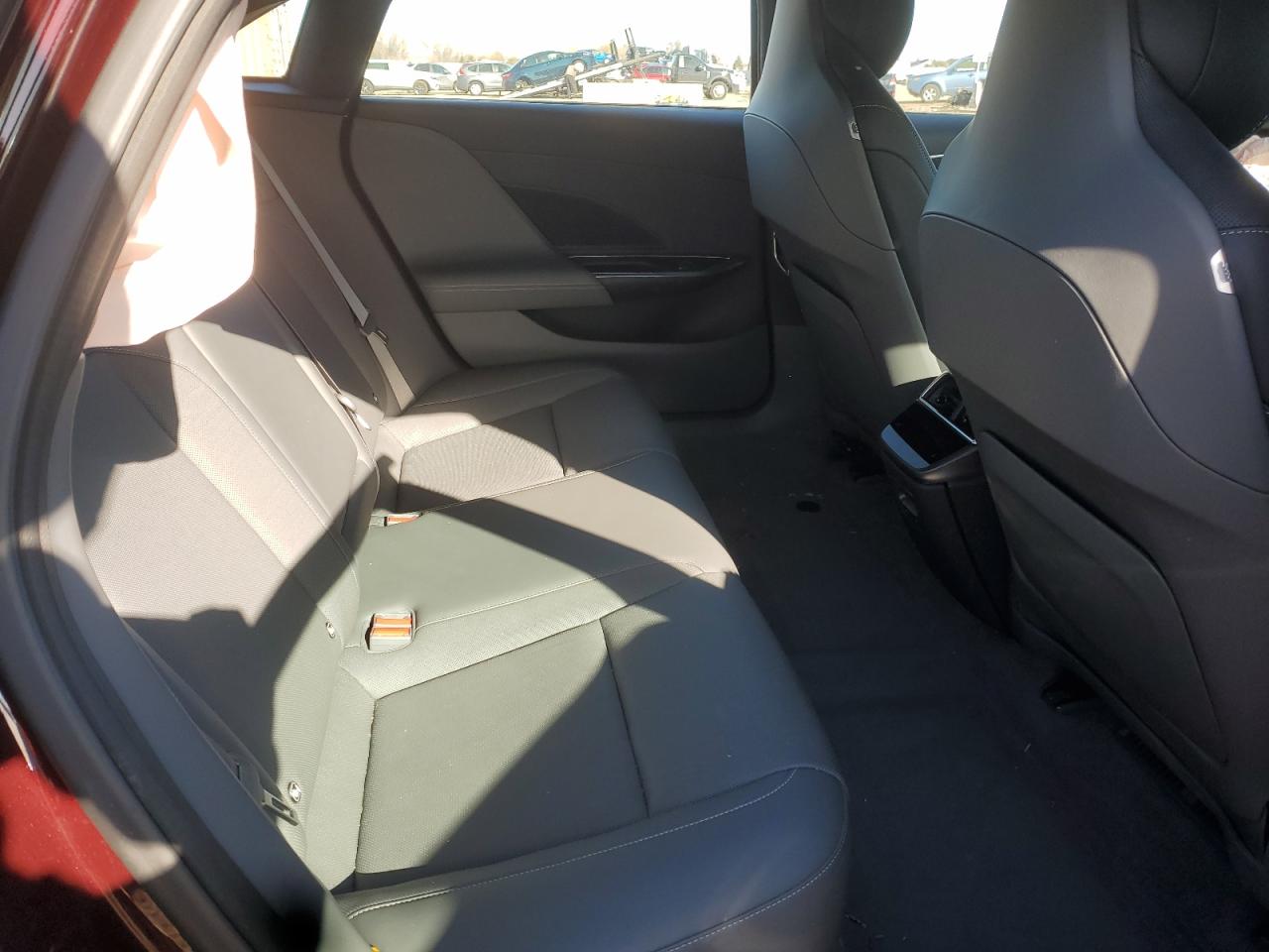 Lucid Motors Air Pure Pure Image 3