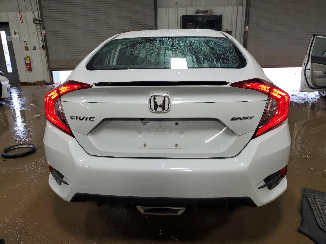Honda Civic Sport Image 10