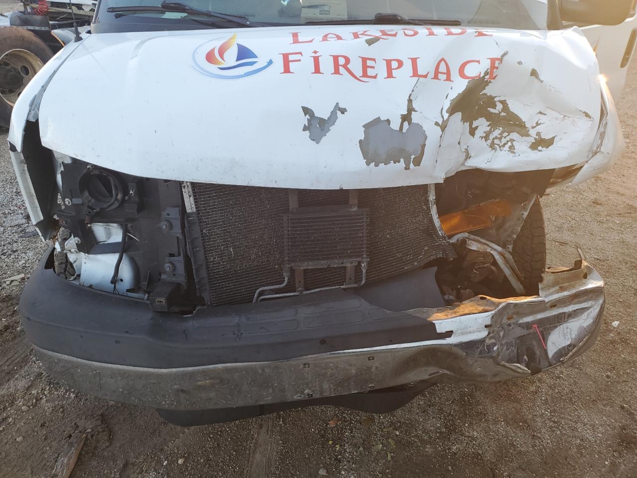 GMC Savana Cutaway G3500 Image 5