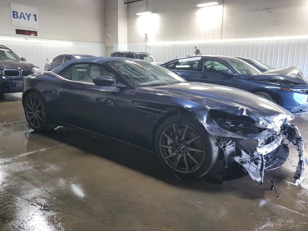 Aston Martin DB11 Image 4