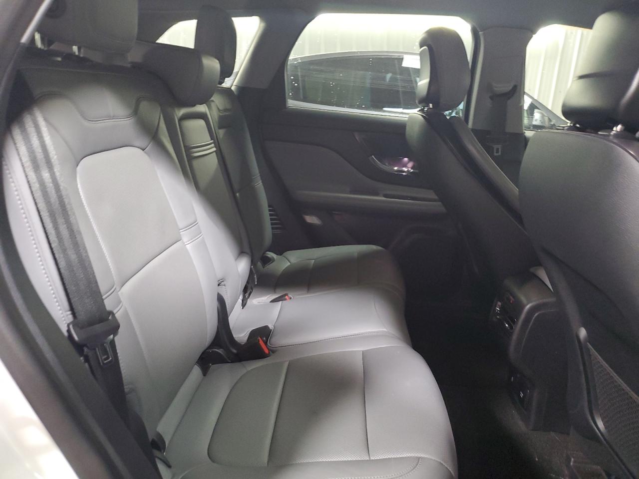 Lincoln Corsair Reserve Image 13