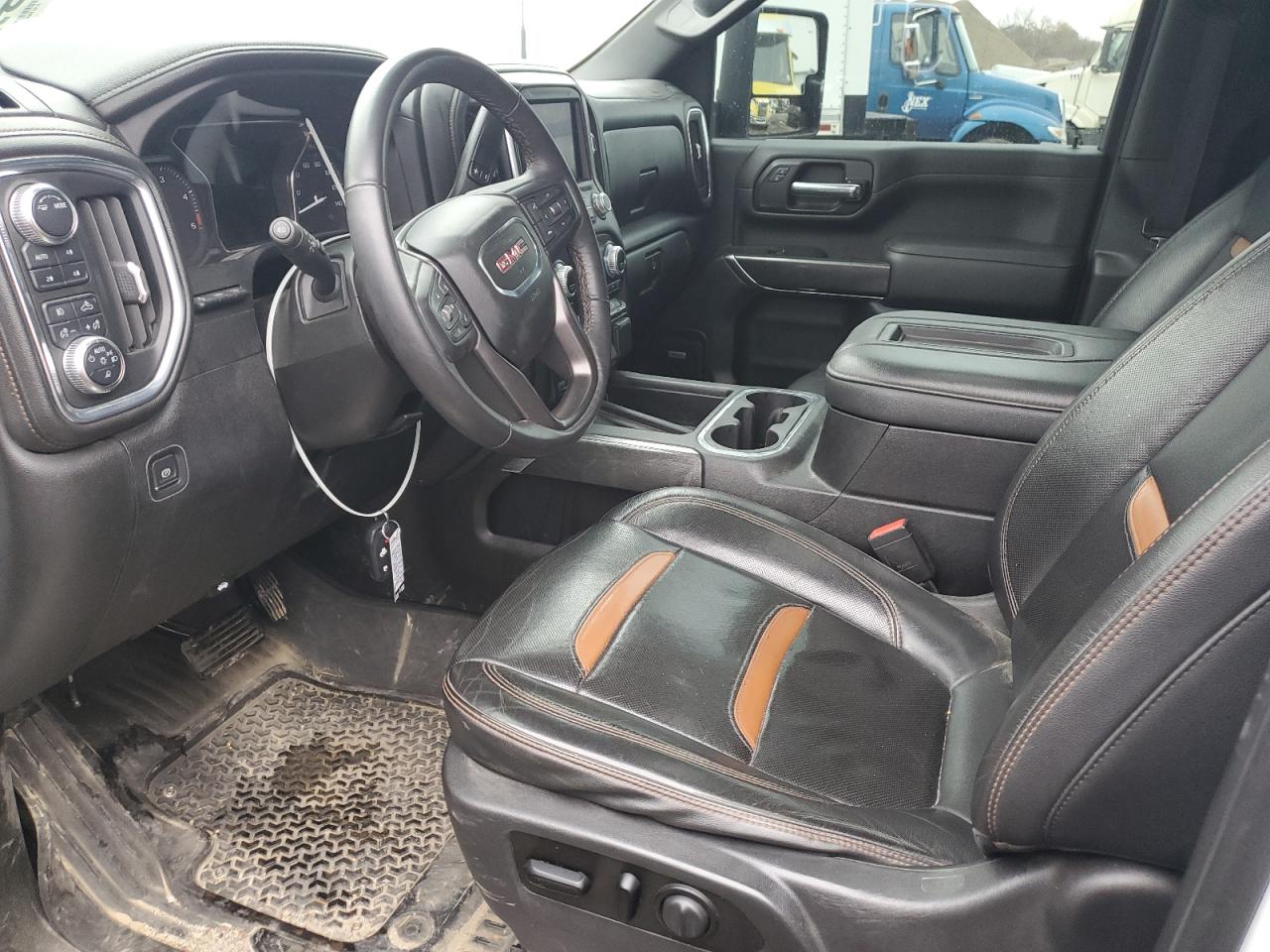 GMC Sierra K3500 At4 Image 13