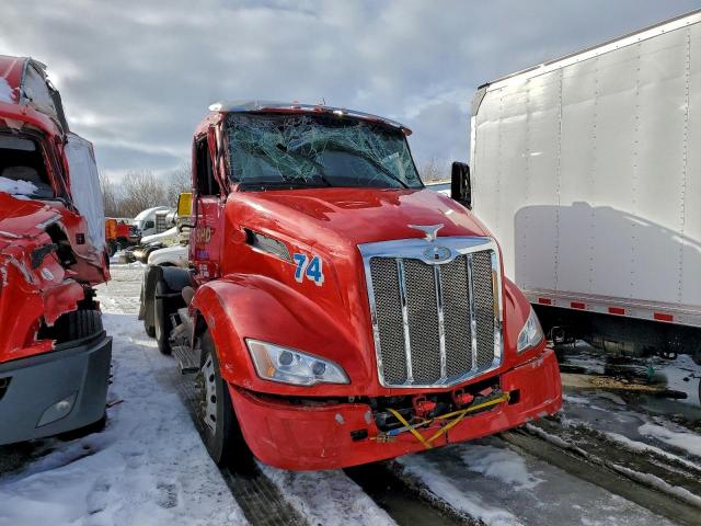  Salvage Peterbilt 579
