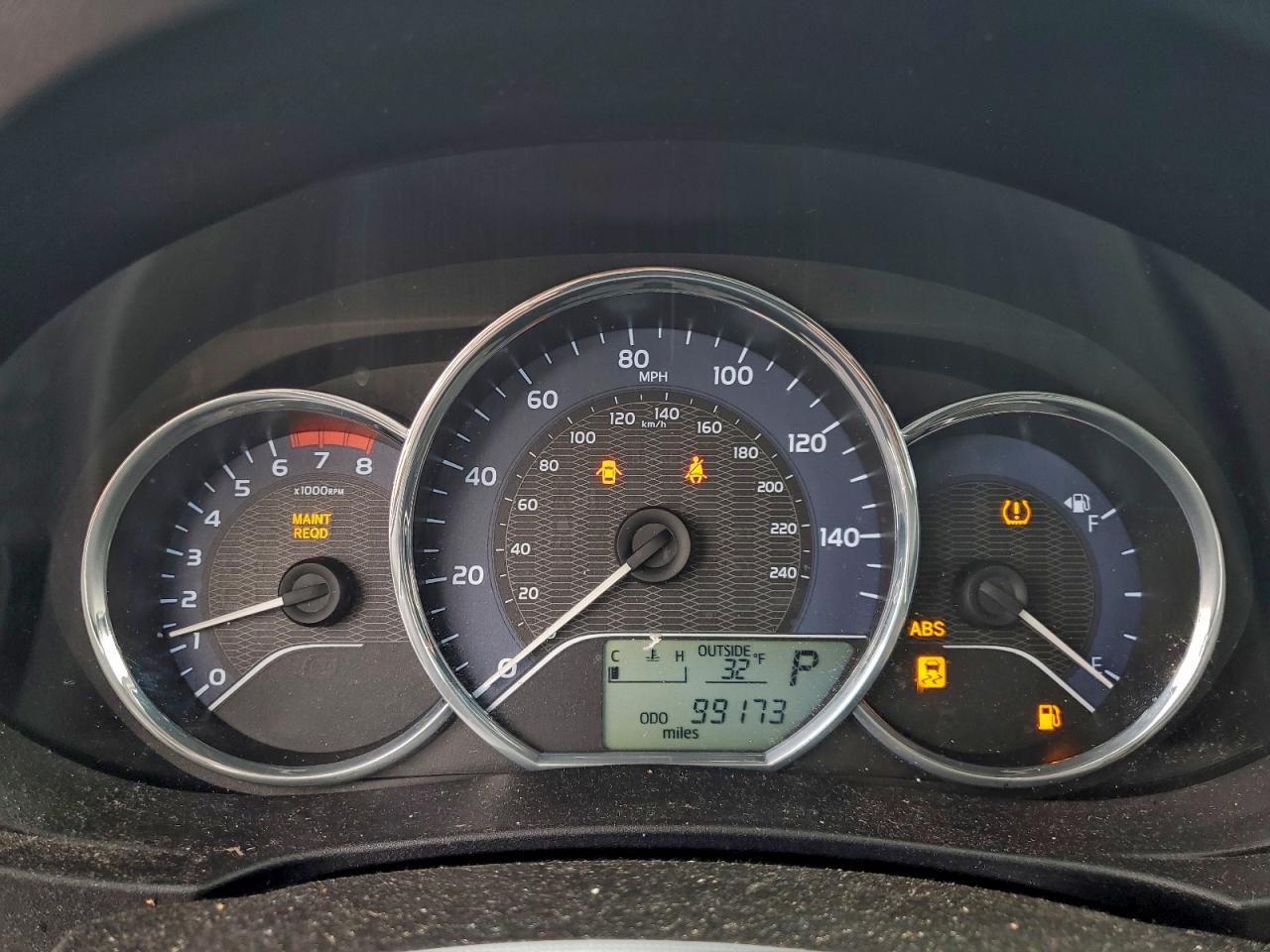 Toyota Corolla L Image 12