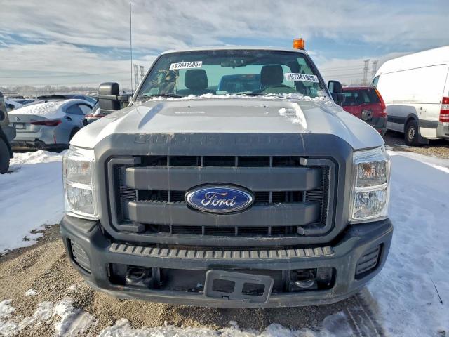 Ford F-250 Super Duty Image 8