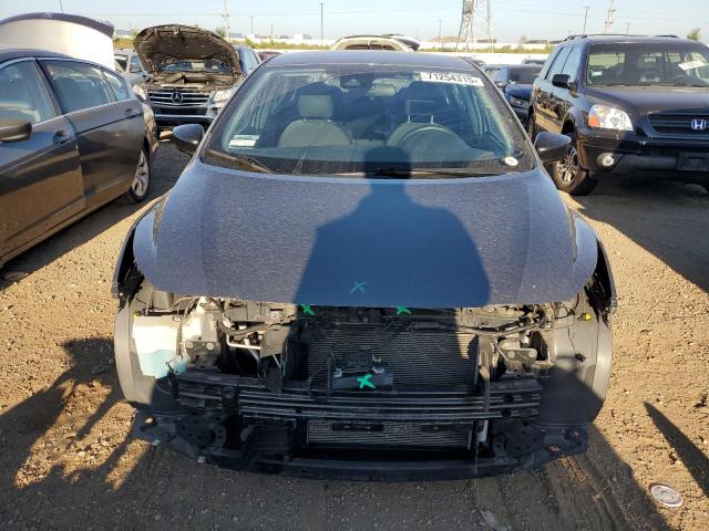 Nissan Versa S Image 7