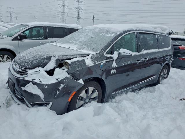  Salvage Chrysler Pacifica