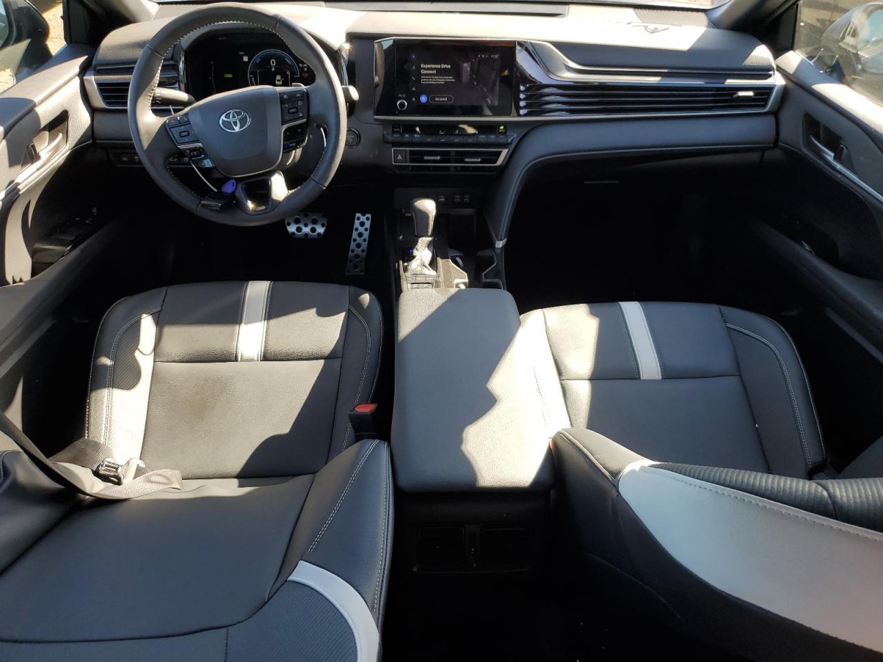 Toyota Camry Xse Image 7