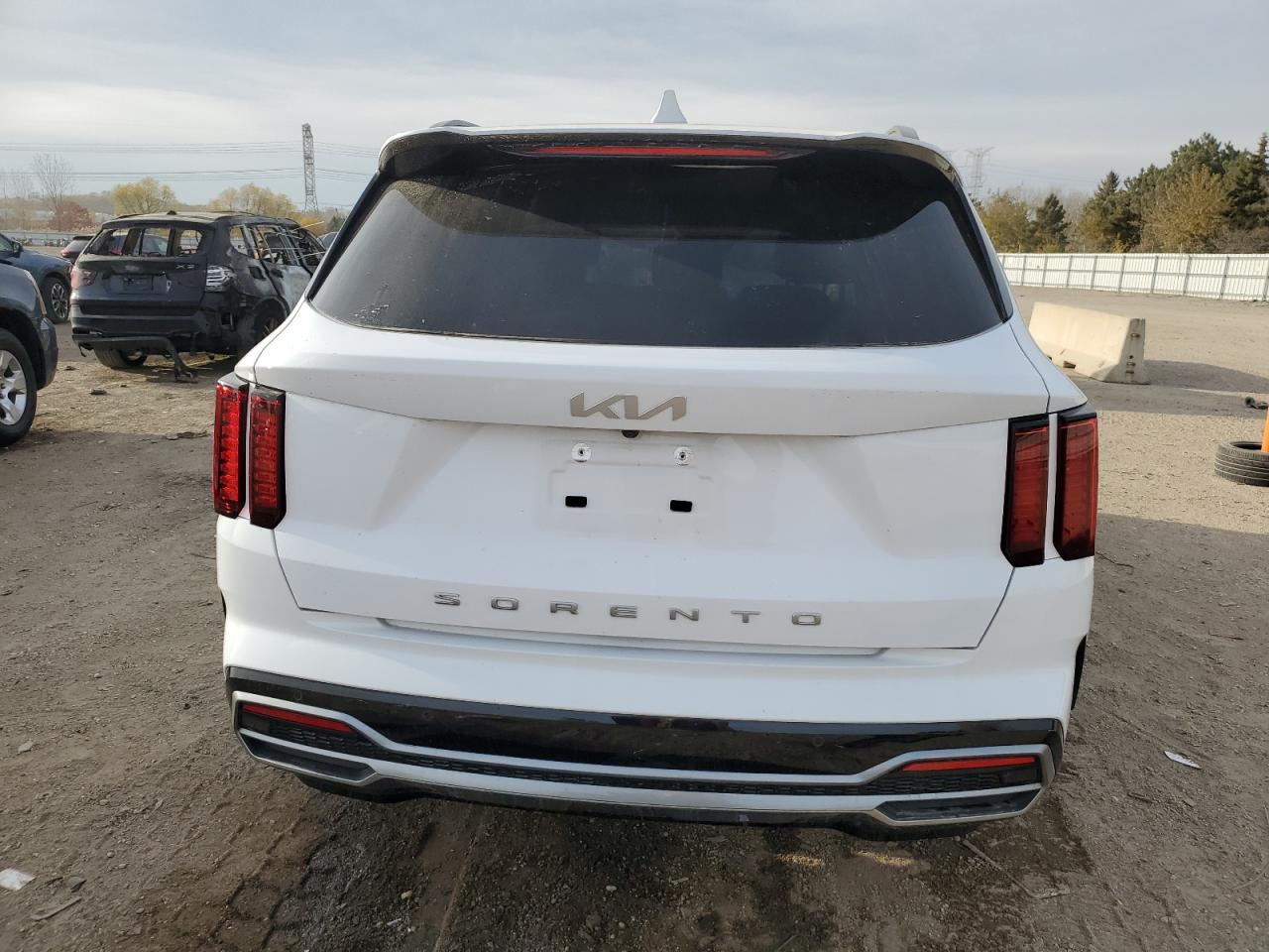 Kia Sorento S Image 3