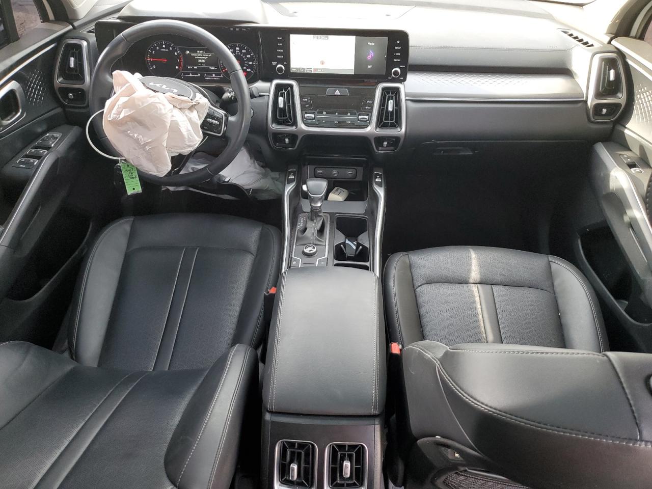 Kia Sorento S Image 6