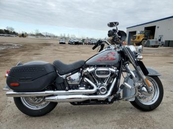  Salvage Harley-Davidson Flhcs