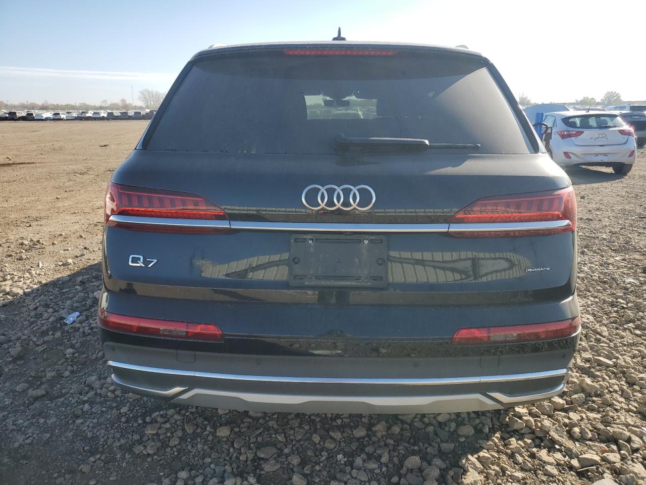 Audi Q7 Premium Plus Image 3
