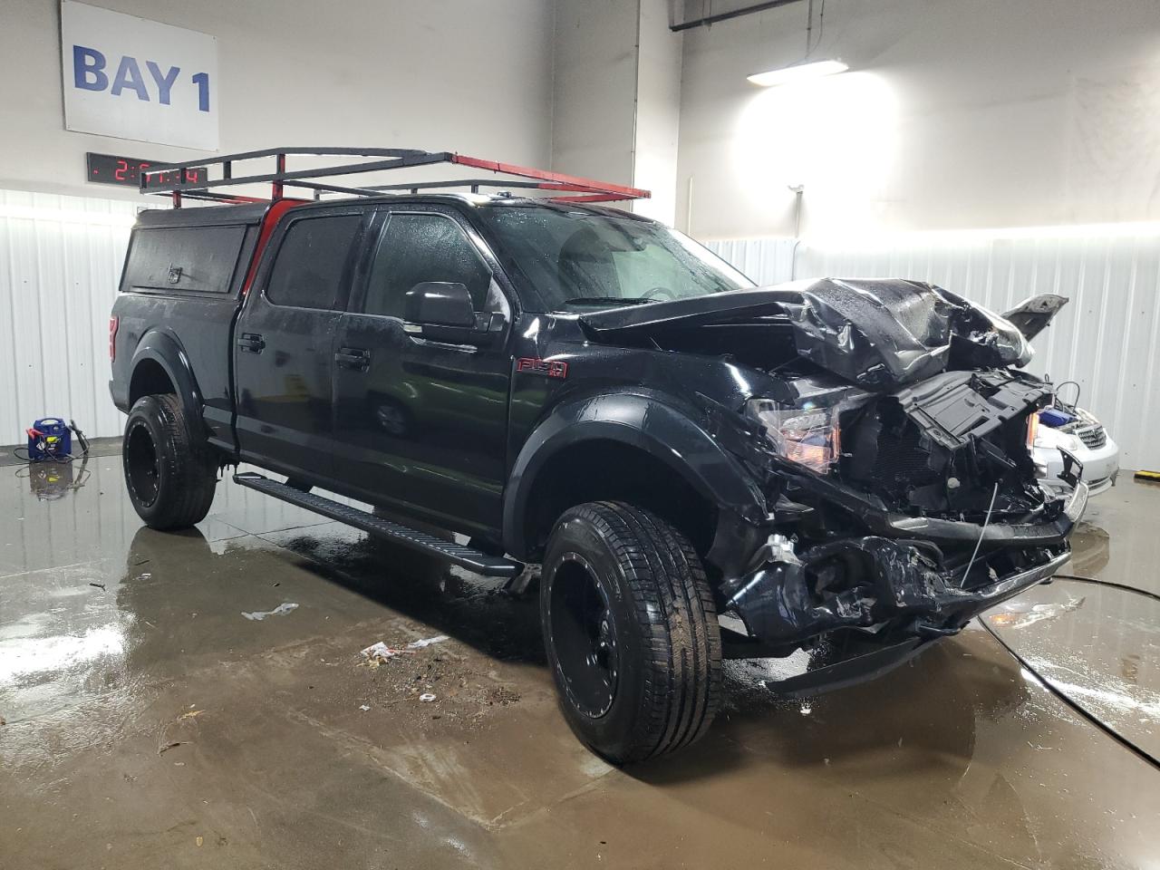 Ford F-150 Supercrew Image 5