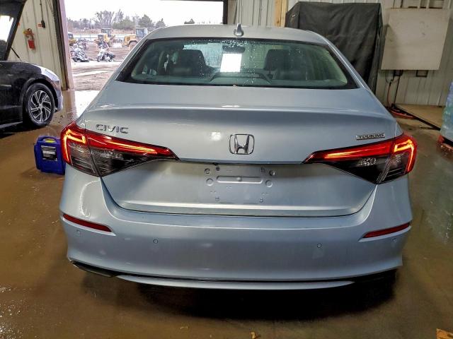 Honda Civic Touring Image 4