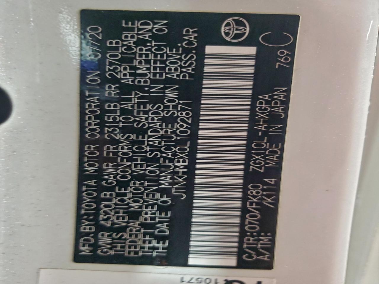 Toyota C-HR Xle Image 9