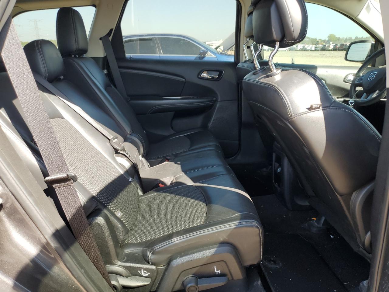 Dodge Journey Crossroad Image 4