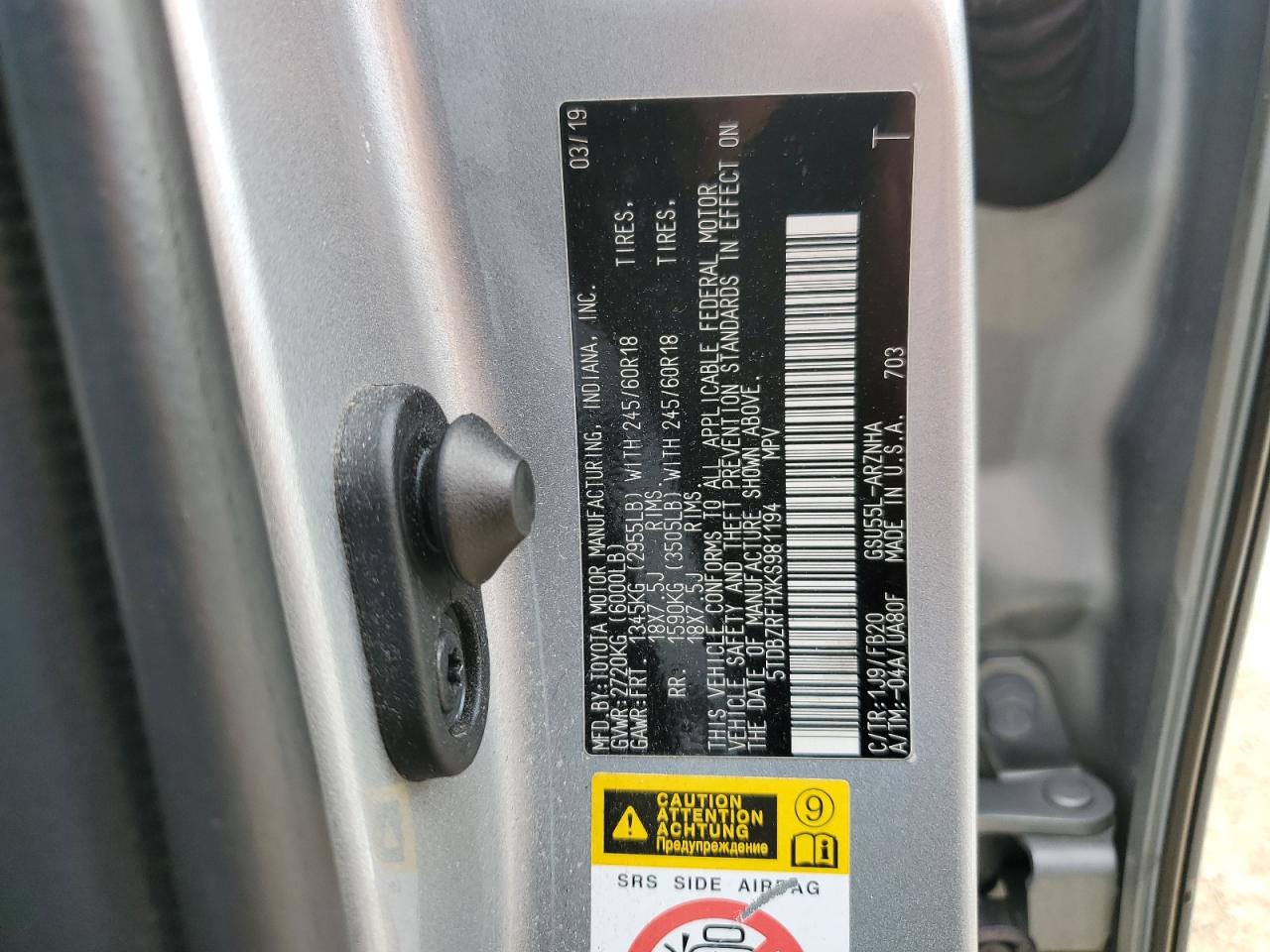 Toyota Highlander Le Image 9