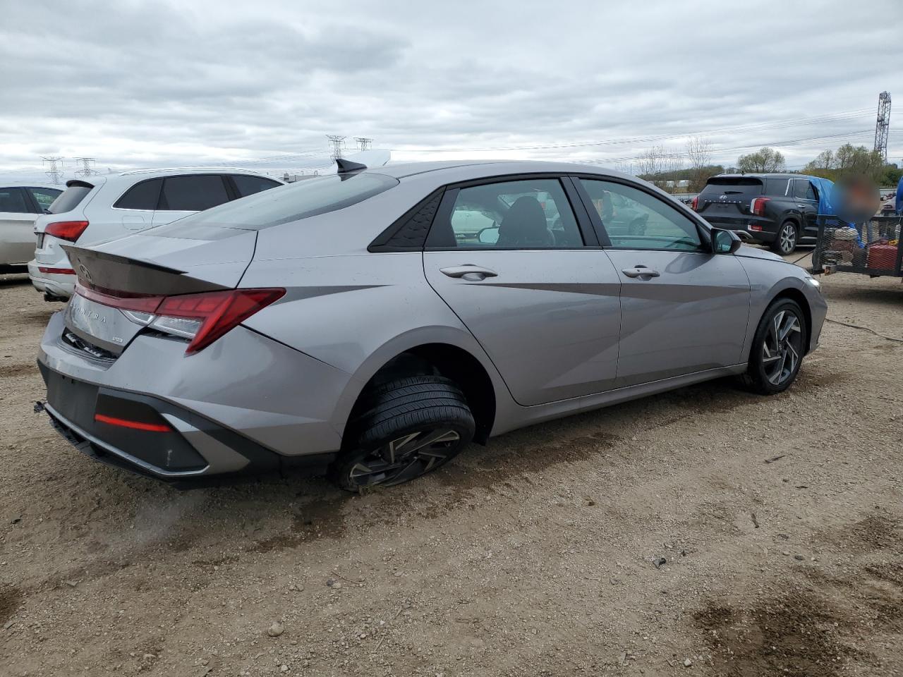 Hyundai ELANTRA Blue Image 9