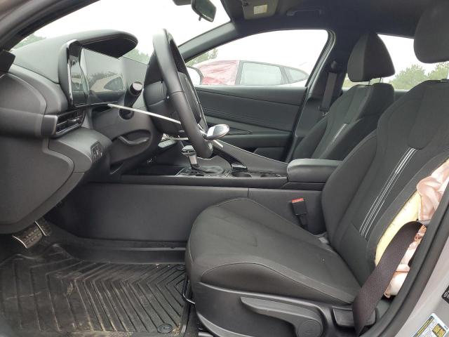 Hyundai ELANTRA Blue Image 6