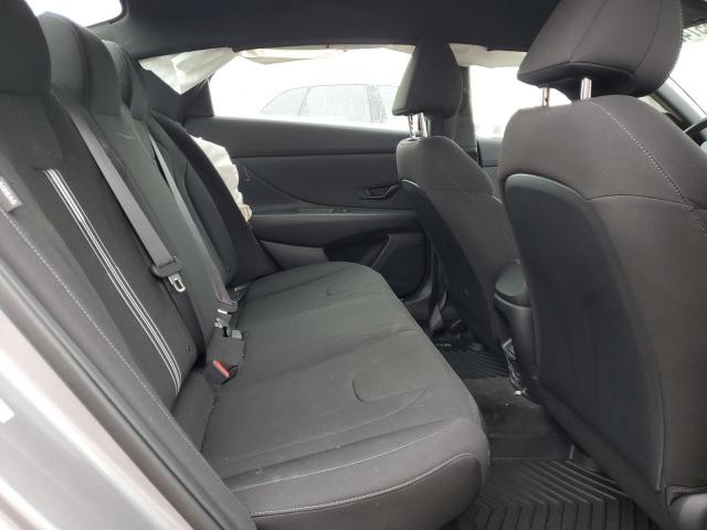 Hyundai ELANTRA Blue Image 12