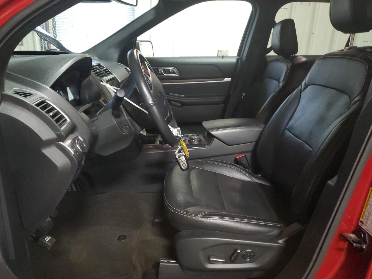 Ford Explorer Limited Image 6