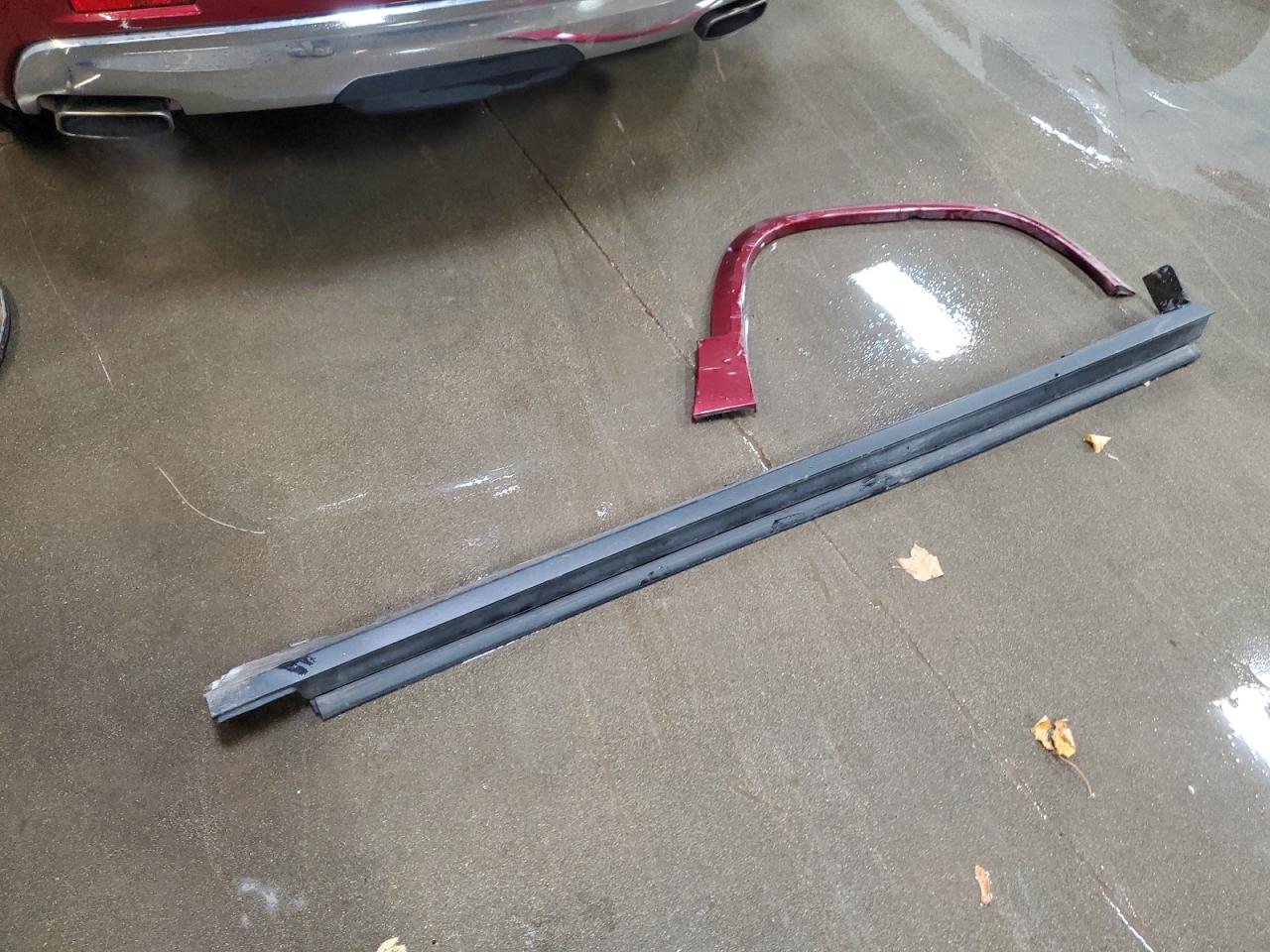 GMC Acadia Denali Image 5