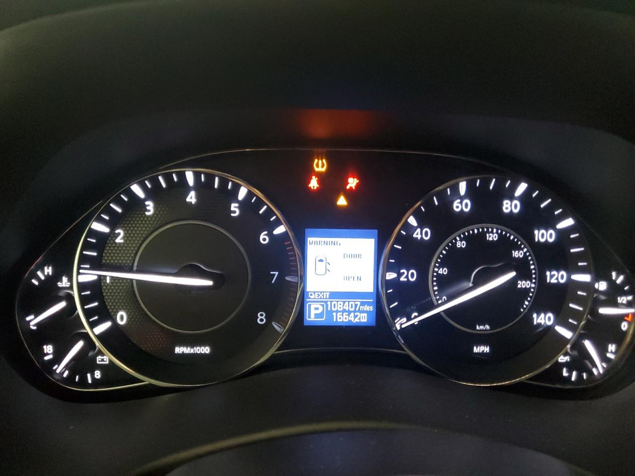 Nissan Armada Platinum Image 10