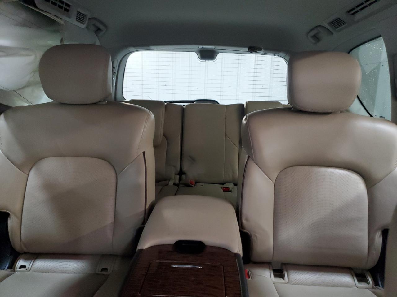 Nissan Armada Platinum Image 8