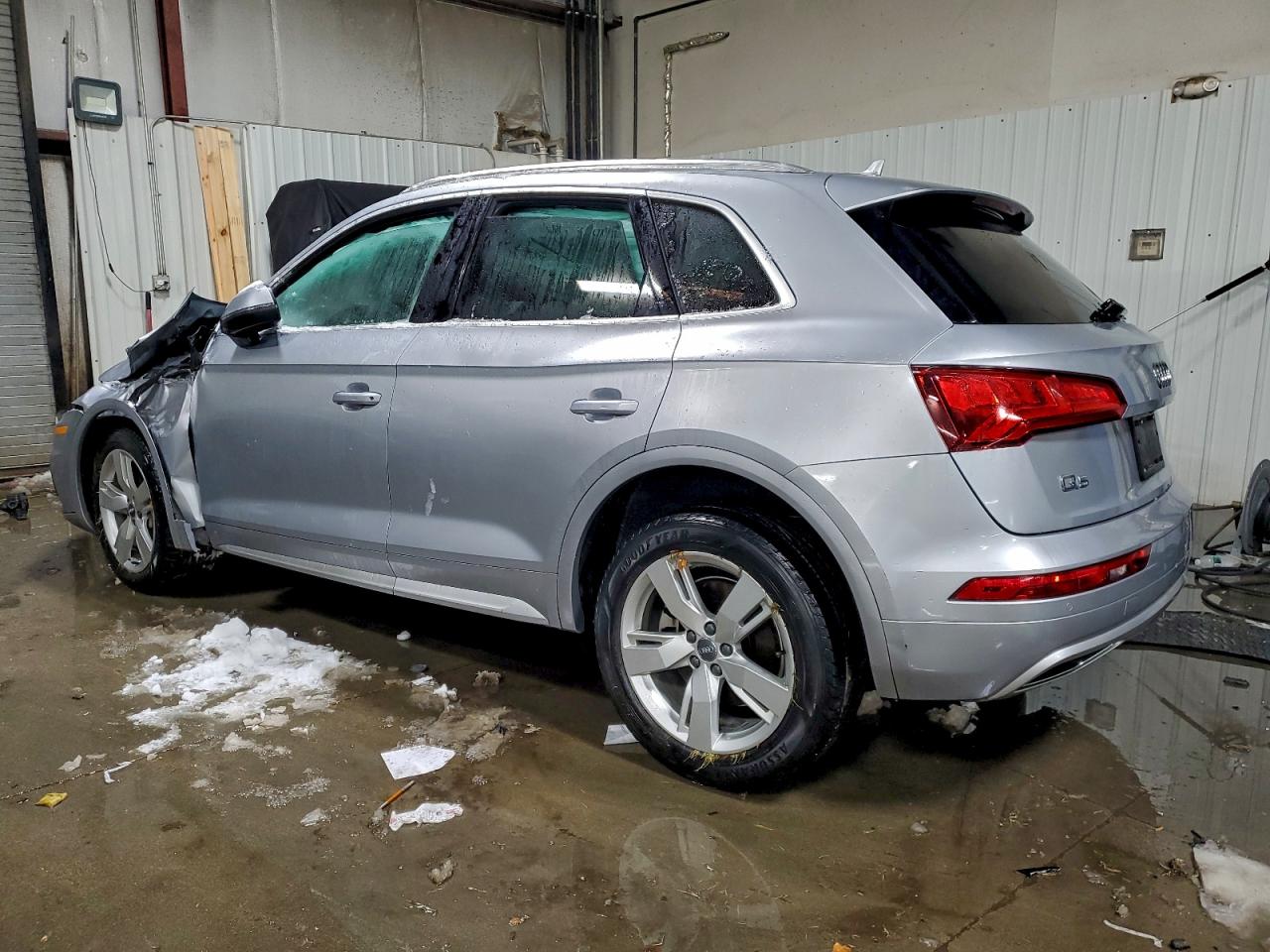 Audi Q5 Premium Plus Image 2